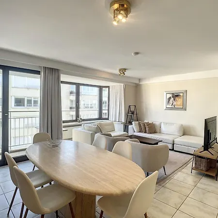 Apartment Near With Terrace Knokke-Heist
