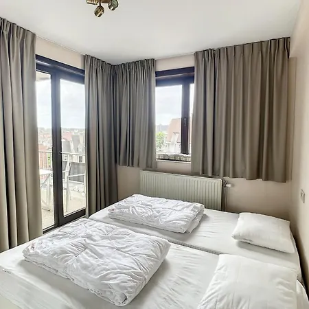 Near With Terrace Apartment